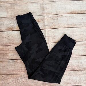 Lululemon camo align joggers 2